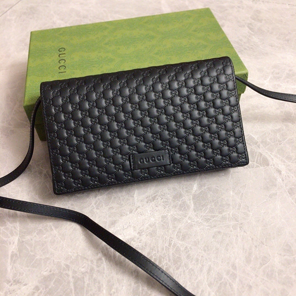 グッチ財布 レプリカ正面デザイン